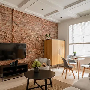 Rynek Stare Miasto 5 - Klima Netflix Apartament